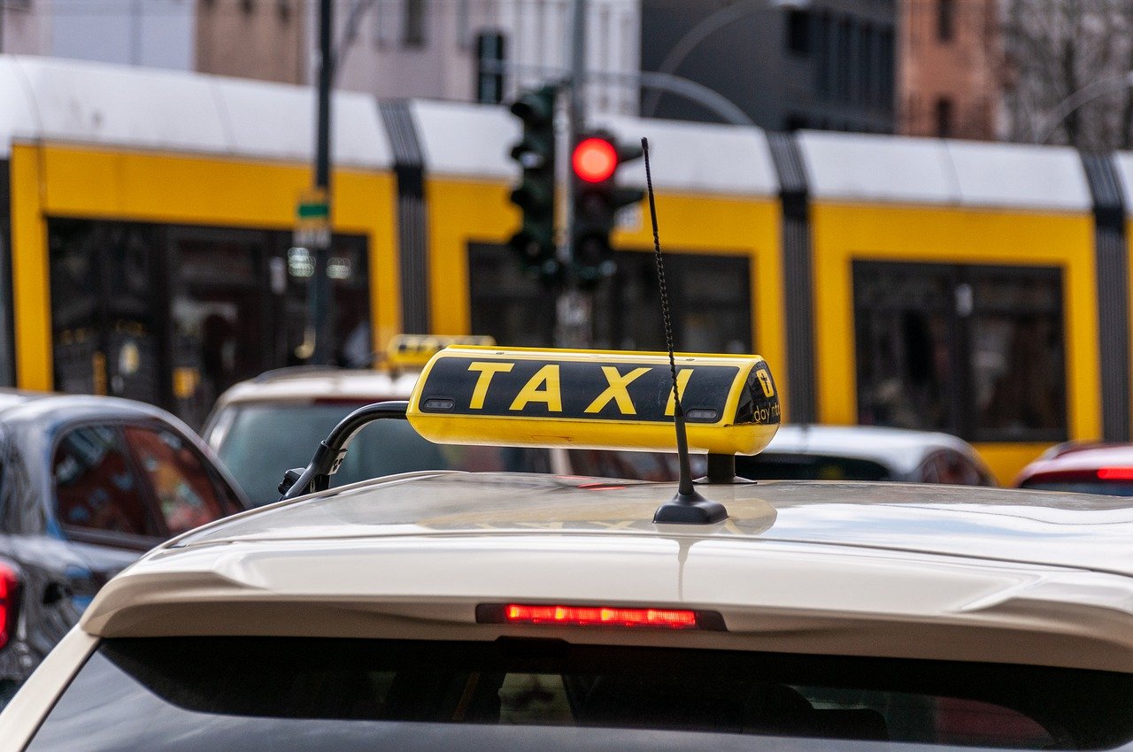 afacere taximetrie